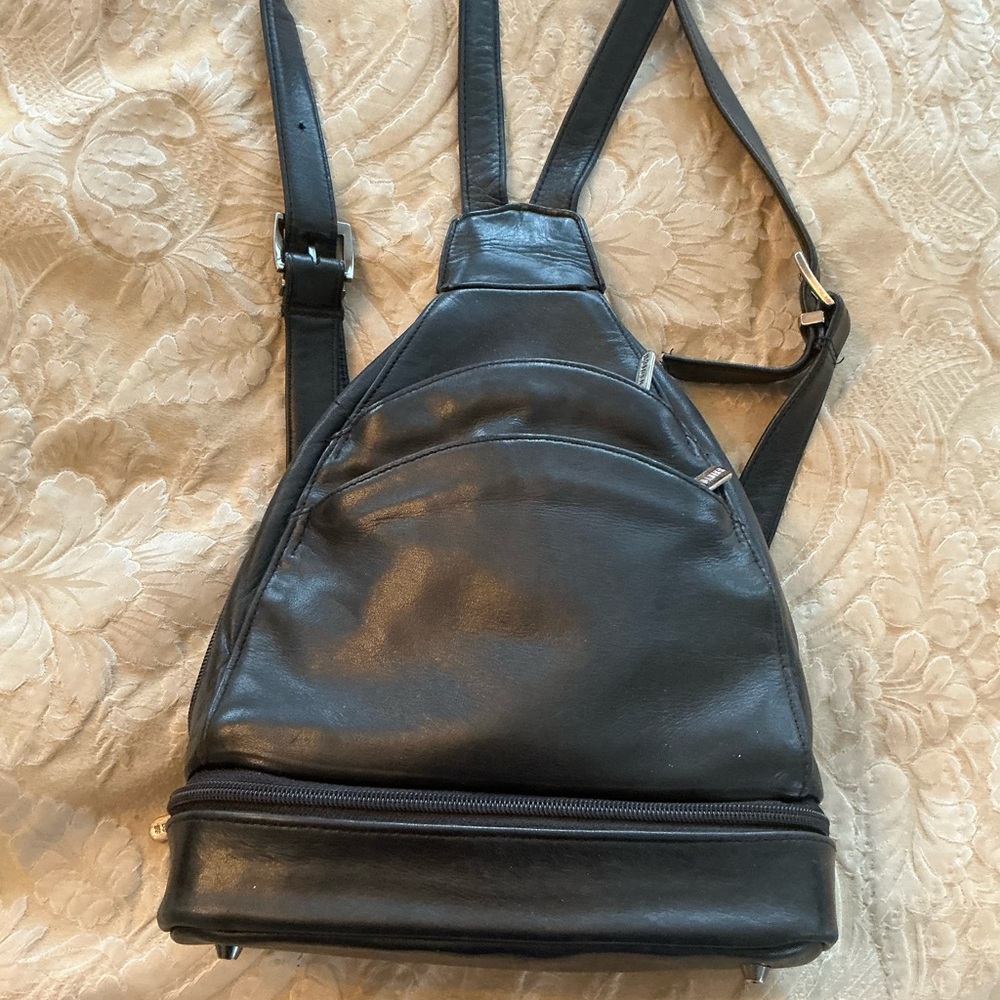 Women’s Danier Black Leather Mini Backpack